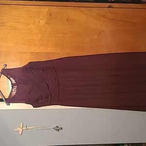 Womens size 18w Burgandy Bridesmaid/formal dress